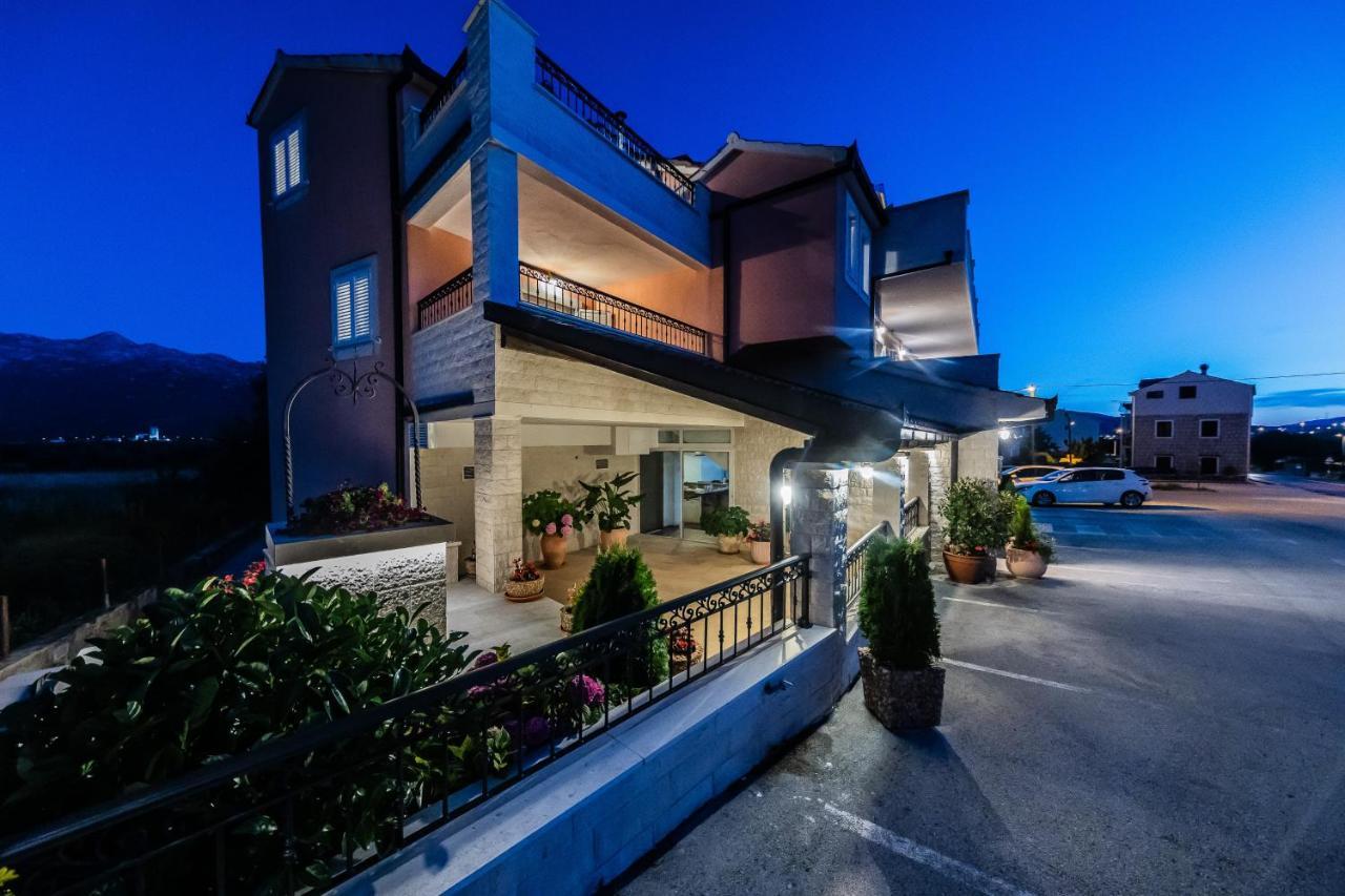 San Mihael Luxury Rooms 1 Dugopolje Exterior foto